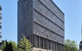 Villa Viva - ein Haus das Brunnen baut